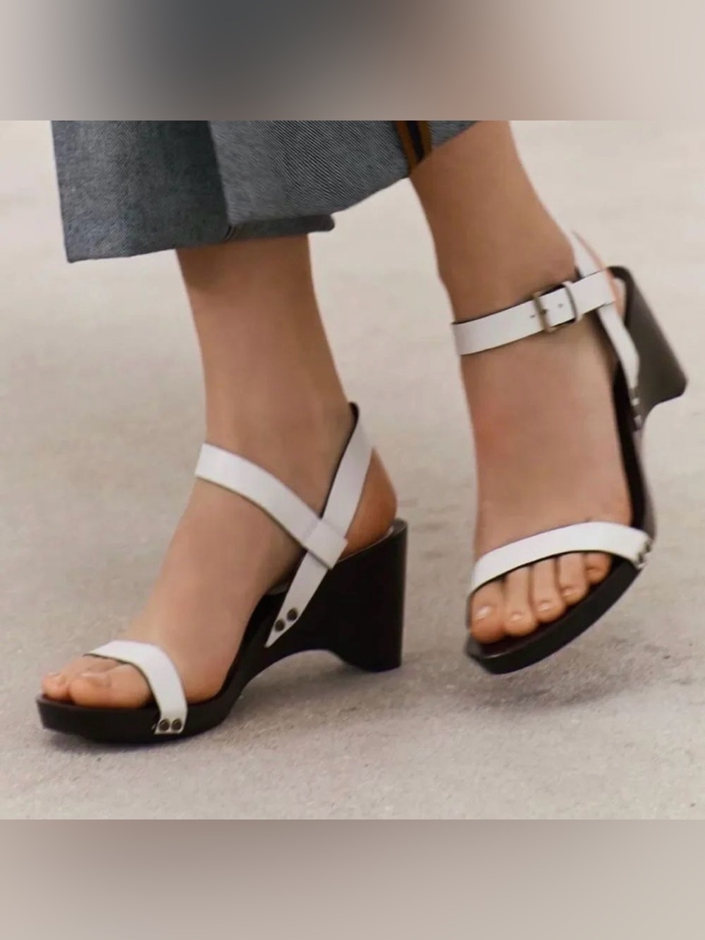 NWT Zara White Leather Straps With Dark Brown Wooden
Wedge Sandals -Size: EUR 39